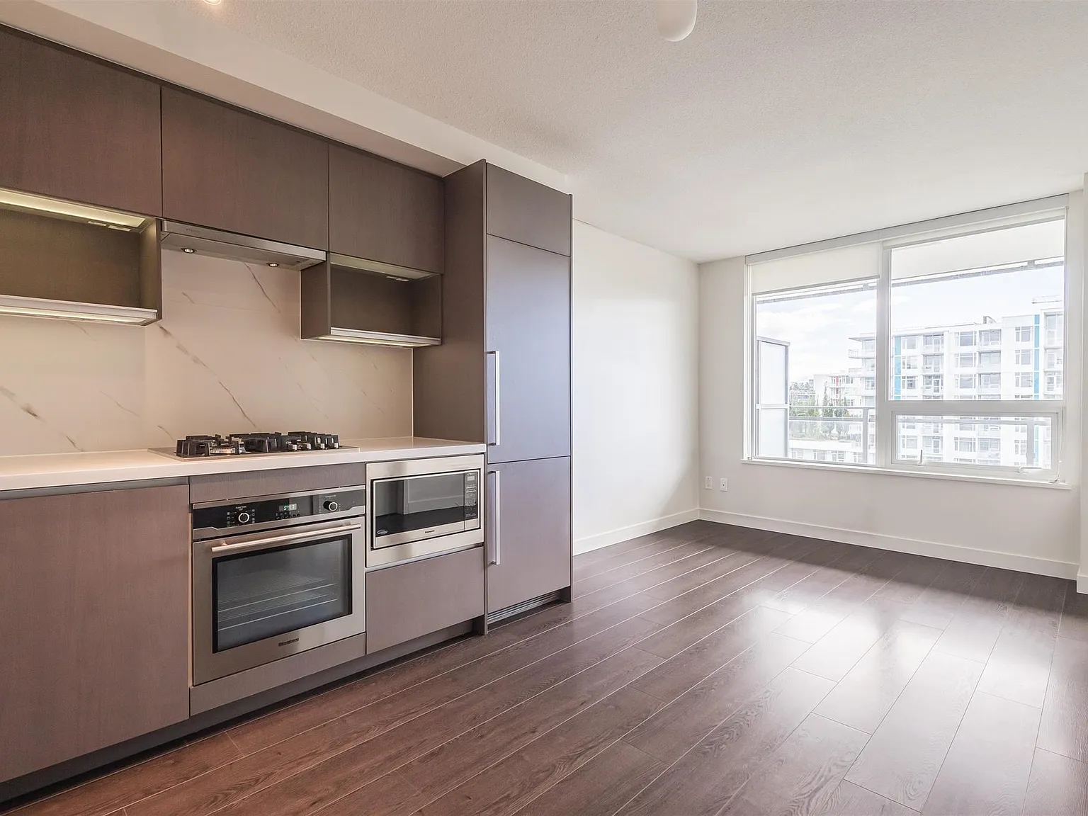 1 bed, 498 sqft, $2,200 — Photo 4