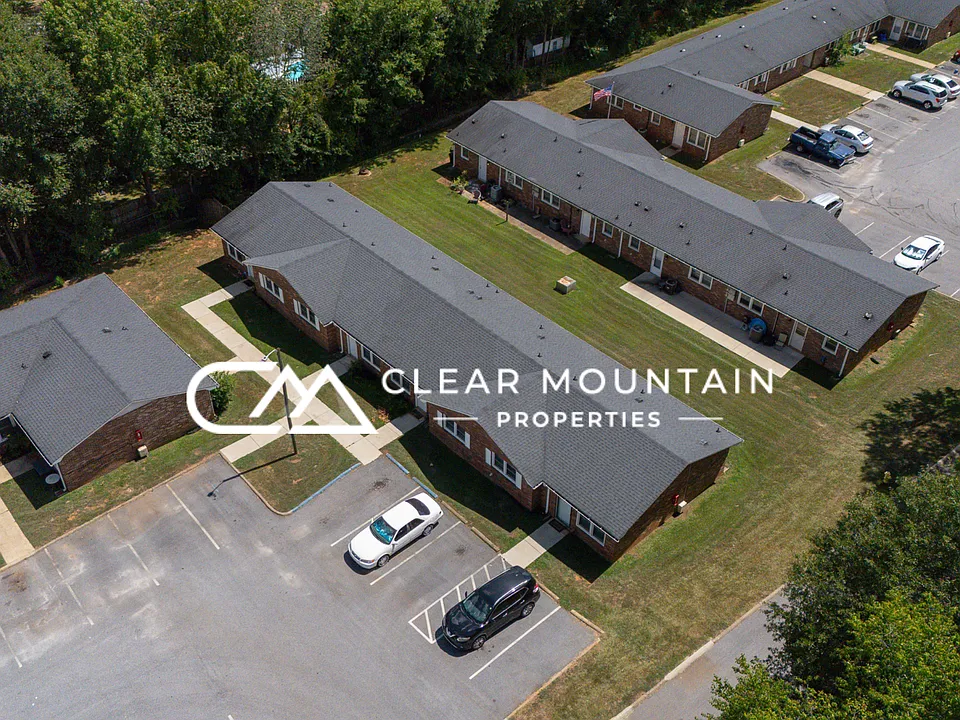 Creekside Apartments