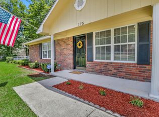 175 Pamela Dr, Allenhurst, GA 31301