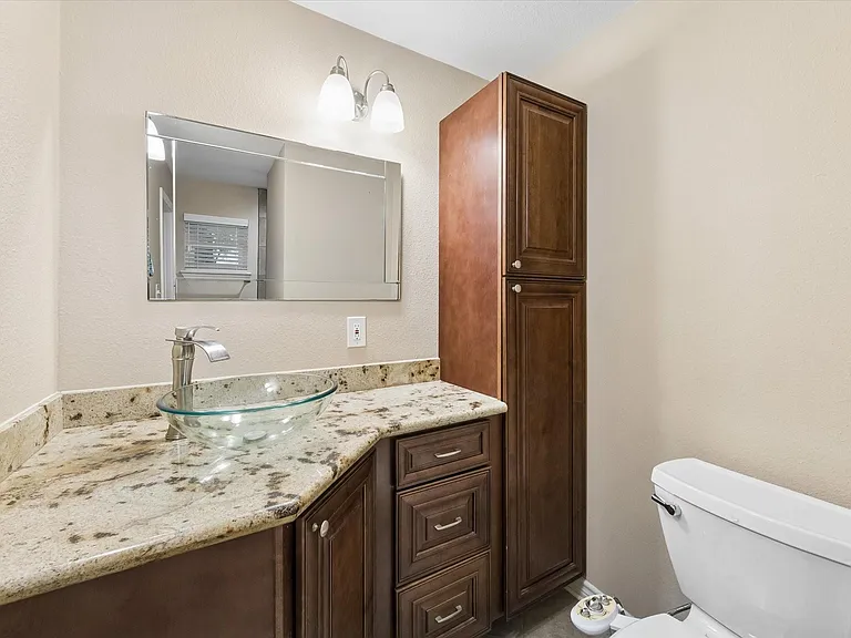 3711 Manor Ln — Photo 13