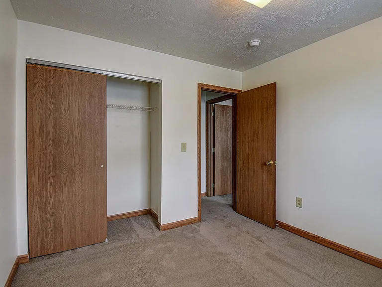 Floor plan 2 bedroom