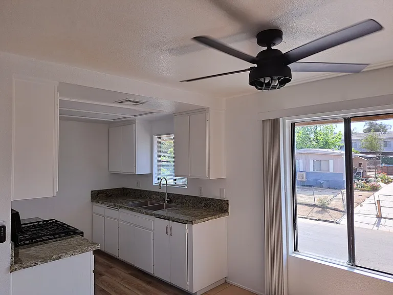 545 Sioux Dr #A — Photo 8