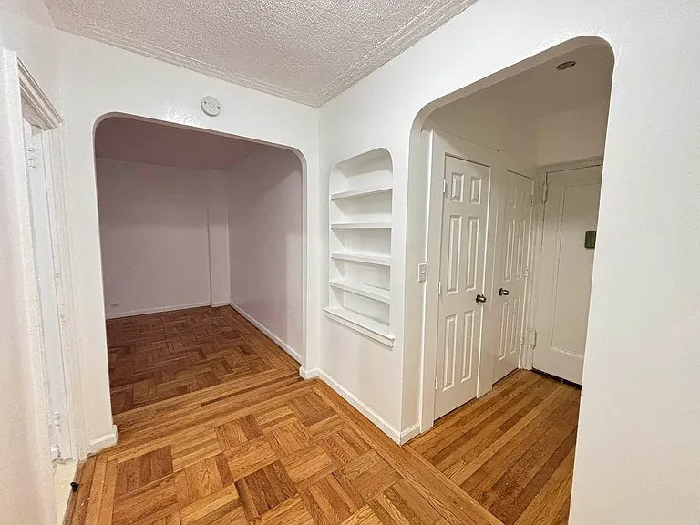 6 E 167th St #34 — Photo 4