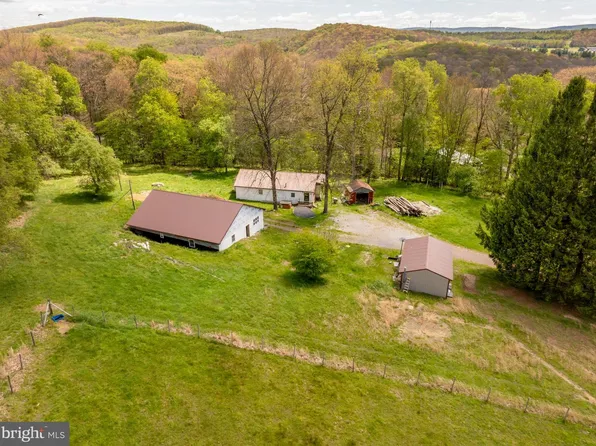 3395 Fingerboard Rd, Oakland, MD 21550