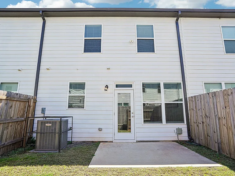 33-web-or-mls-2021 Old Covington Hwy SE 228-2305-033