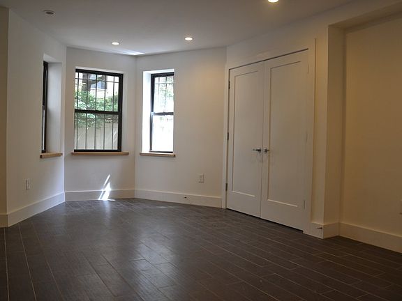 5th image of 67 W 130th St