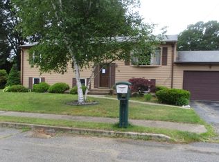 93 Polk Rd, Warwick, RI 02889