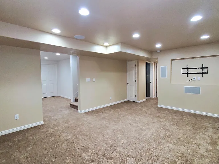 483 E Apple Blossom Ln — Photo 27