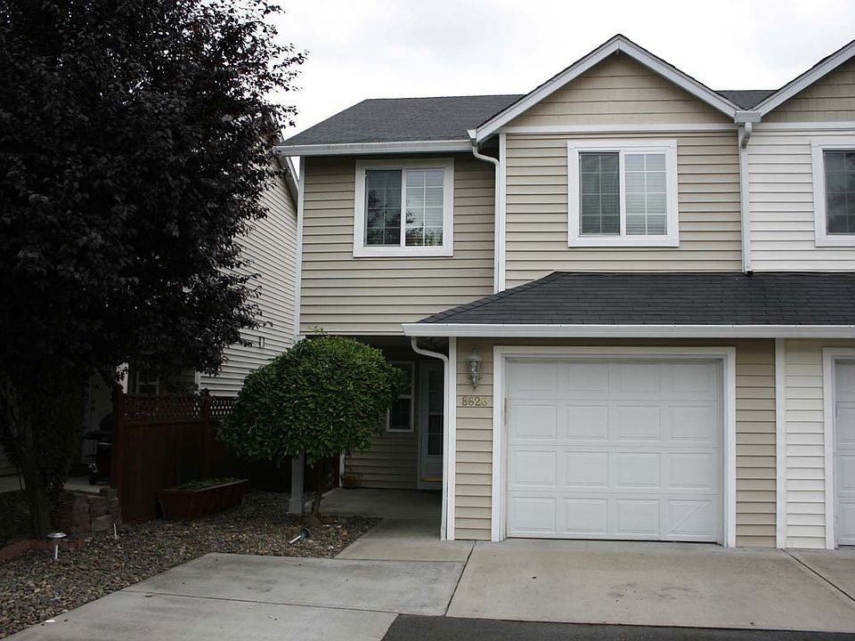1st image of 8626 NE 25th Cir