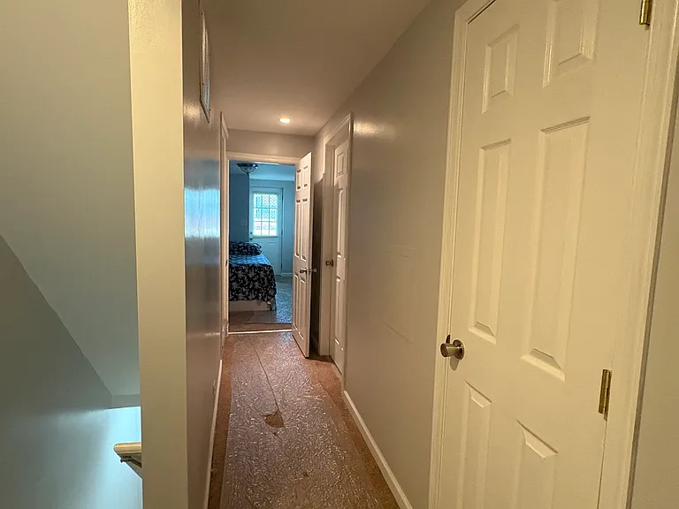 2105 Greenwood St — Photo 8