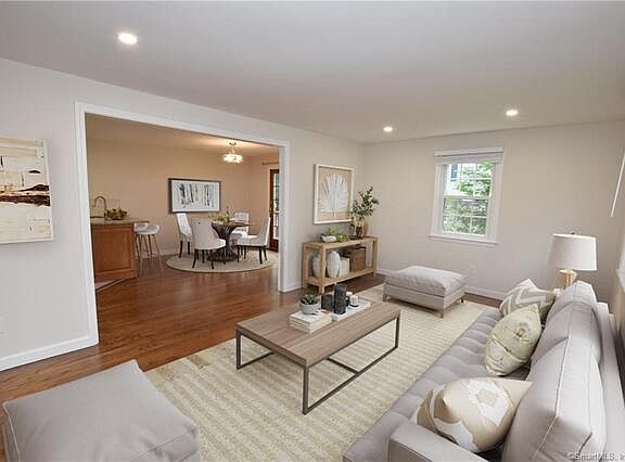 3rd image of 108 Clinton St #108