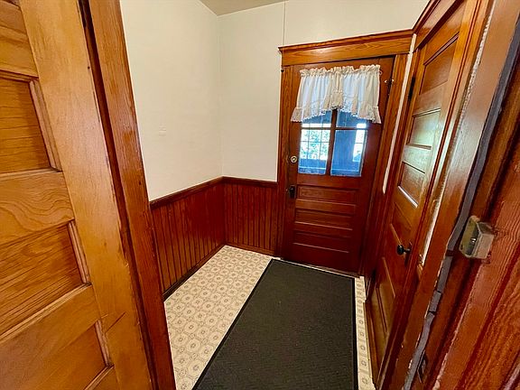 4th image of 21 Watson Ave #2