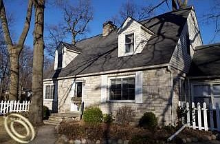 2nd image of 23590 Manistee Ave