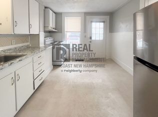 31 Ham St APT B, Dover, NH 03820