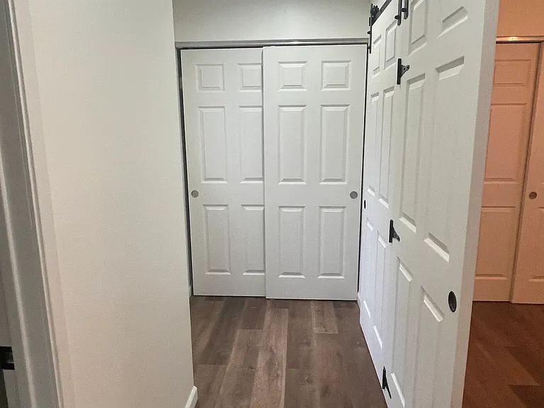5138 S Hillcrest Dr — Photo 8