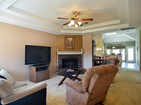 5th image of 1152 Breezewood Dr
