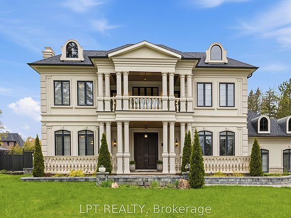 3rd image of 256 Patricia Dr