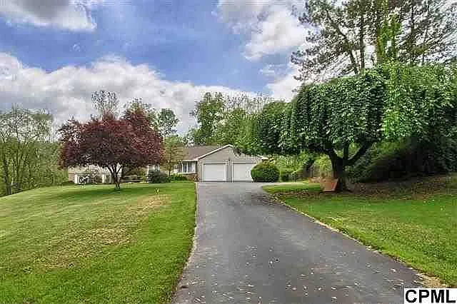 1544 McCormick Dr photo 1