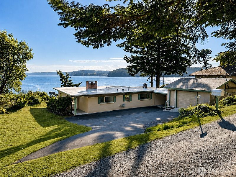 2nd image of 6860 Salmon Beach Road