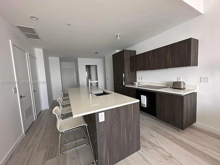 480 NE 31st St #1902 — Photo 12