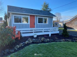 311 10th St NE, Long Beach, WA 98631