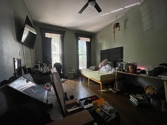 Rented by ERNY LLC | media 9