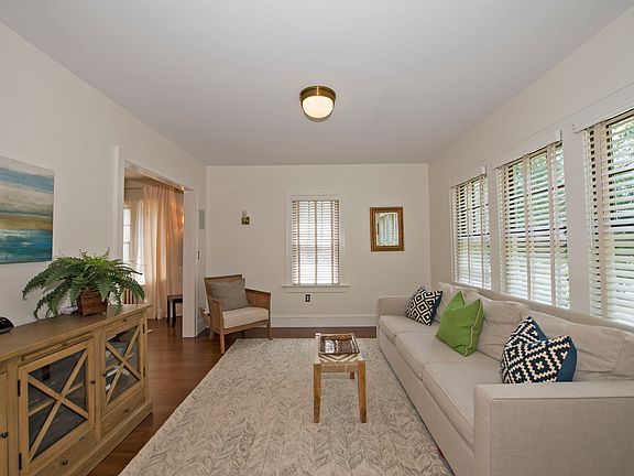 3rd image of 52 Knollwood Ave