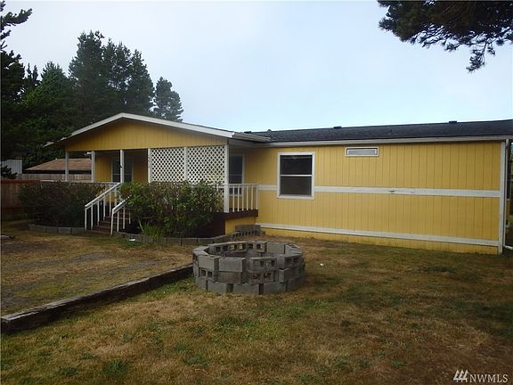 2nd image of 19612 North Pl