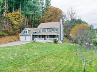 431 Martins Pond Rd, Groton, MA 01450