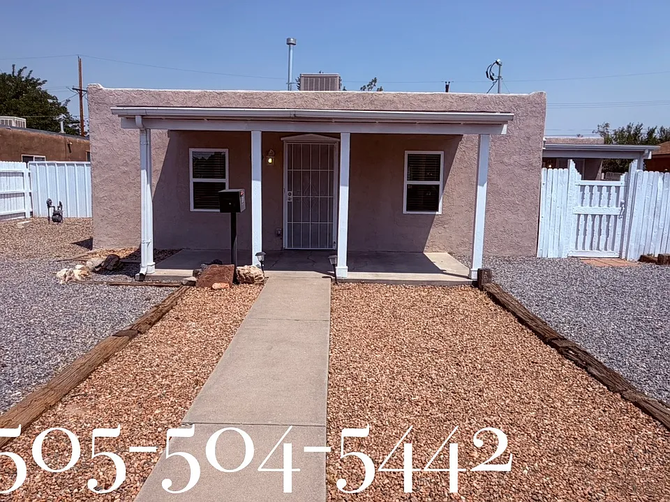819 Palo Duro Ave NW