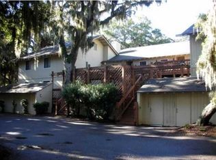 333 Sea Cloud Cir, Edisto Island, SC 29438