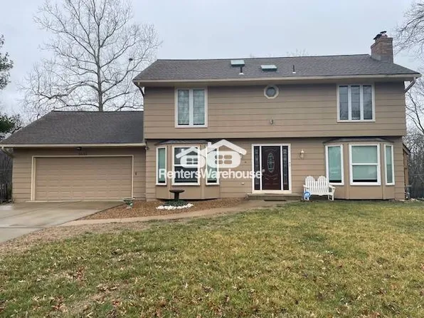 9601 Olmstead Rd, Kansas City, MO 64134