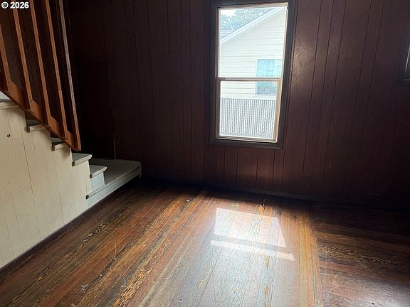 4th image of 242 S 16th St