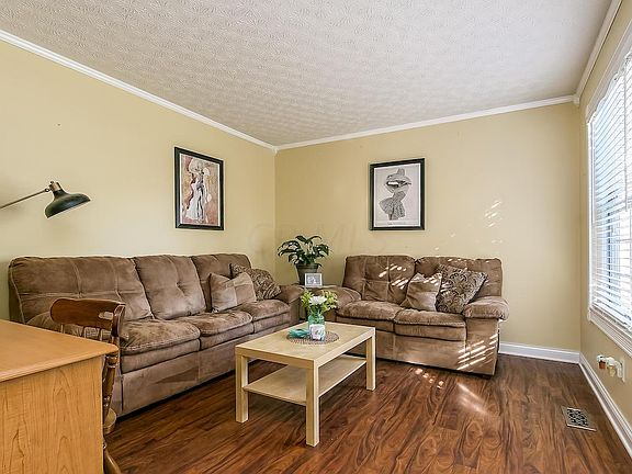 4th image of 4736 Cherry Park Dr