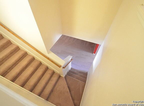 5th image of 4081 Brook Hollow Dr