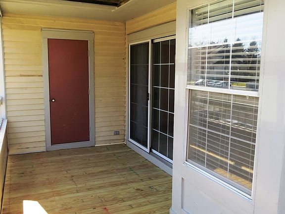 2. Balcony