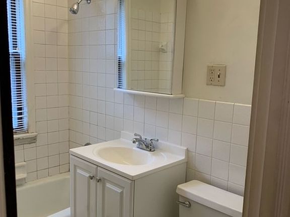 3rd image of 2801 Park Ave #2809-103