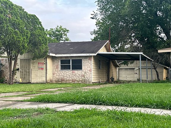 2nd image of 913 Palmetto Dr