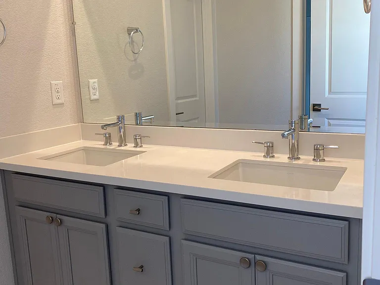925 Bergenia St — Photo 33