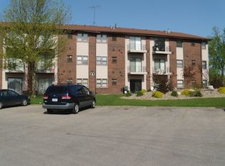 2510 S 6th St APT G107, Marshalltown, IA 50158