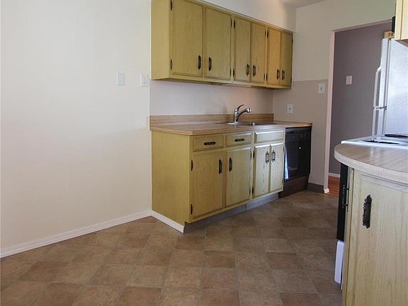5th image of 6600 Lynbrook Dr