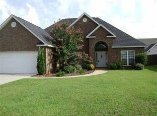 216 Sedgebrooke Dr, Warner Robins, GA 31088