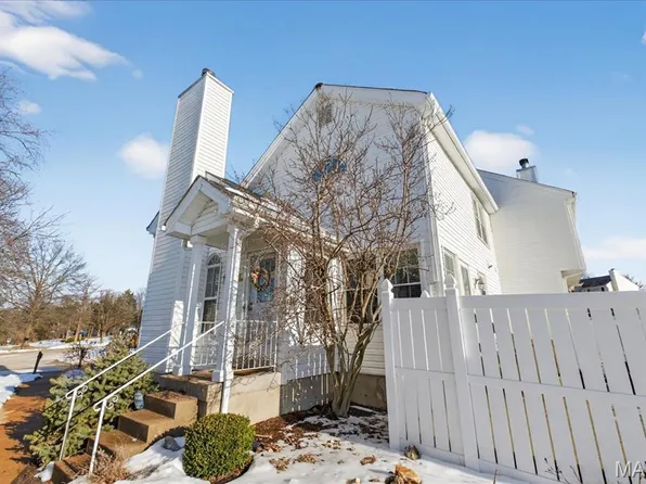 16512 Carriage View Ct, Grover, MO 63040