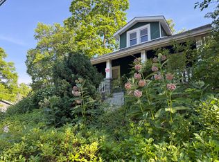 3101 Taylor St, Mount Rainier, MD 20712