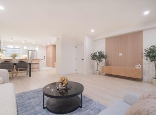 2078 Springer Ave, Burnaby, BC V5B 3M5