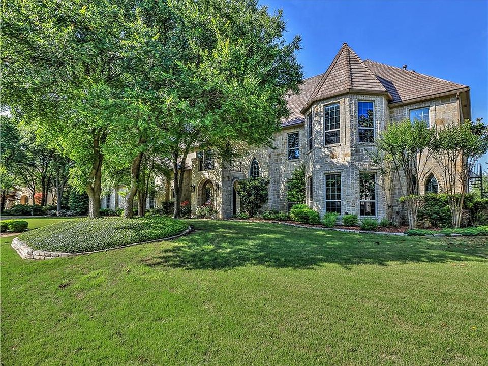 1st image of 6717 Oak Hill Dr