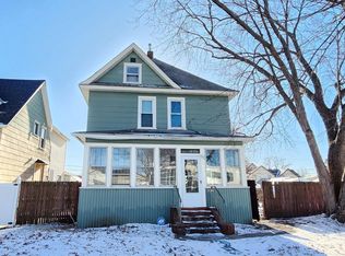 990 Aurora Ave, Saint Paul, MN 55104