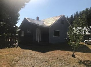 113 G St, Smelterville, ID 83868