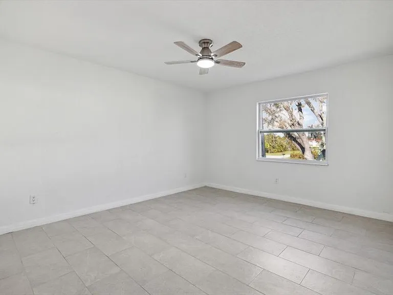 16200 Dublin Cir #1-3-3 — Photo 10