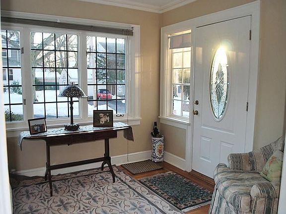 Charming Sun-Drenched Fox Meadow Tudor